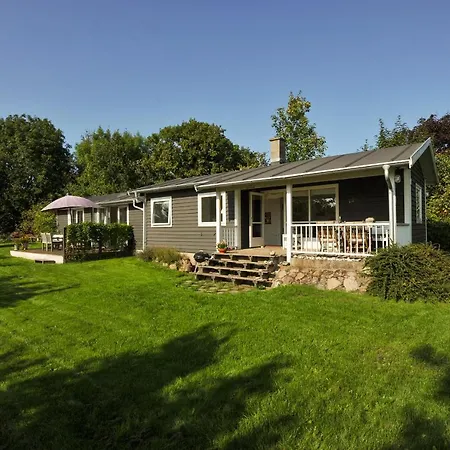 Guldstjernen Holiday House Munkebo